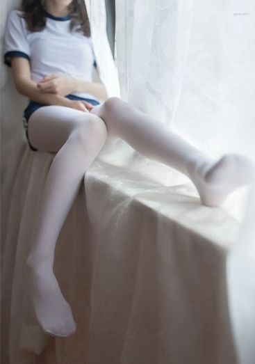 国模蔻蔻大乳晕视频_HD在线手机播放