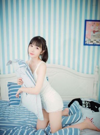 美女裸体y66视频中午_高清免费在线播放