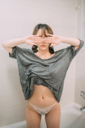 动漫巨乳吸美女动漫_BD完整版观看