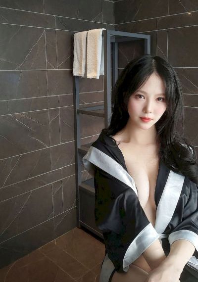 成人网站自拍视频_1080手机免费观看完整