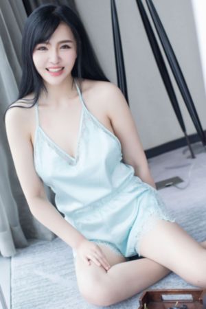 无人机偷拍到洗澡_BD韩语免费在线观看