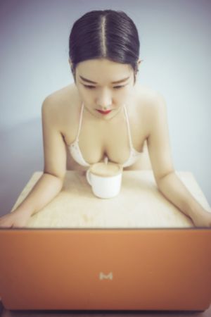国产女生裸体_国产剧高清迅雷在线观看