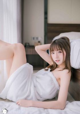 裸体女模特走秀视频_1080PHD在线观看