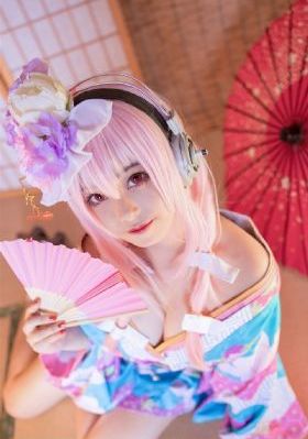 掌中之物女主被三个人_剧情片电影完整版